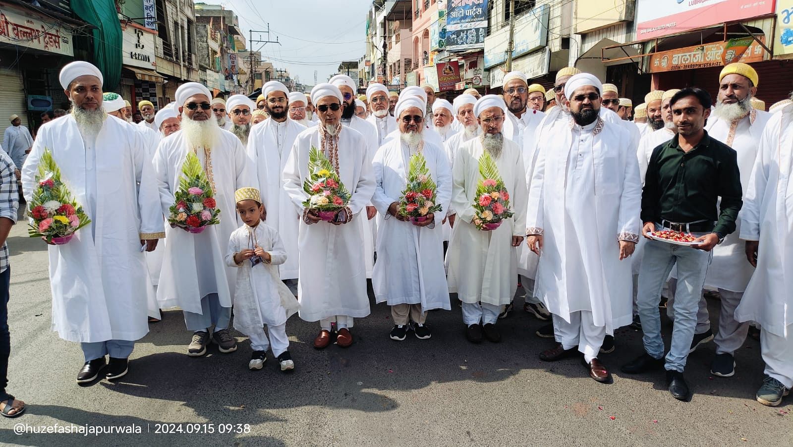 ईद मिलादुन्नबी पर निकला दाऊदी बोहरा समाज का जुलूस, स्काऊट बैंड आकर्षण का केन्द्र