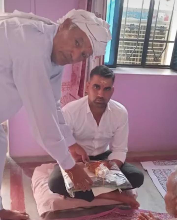मृतक पति-पत्नी मृतक पति-पत्नी