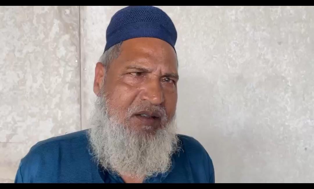 एजाज अहमद। एजाज अहमद।