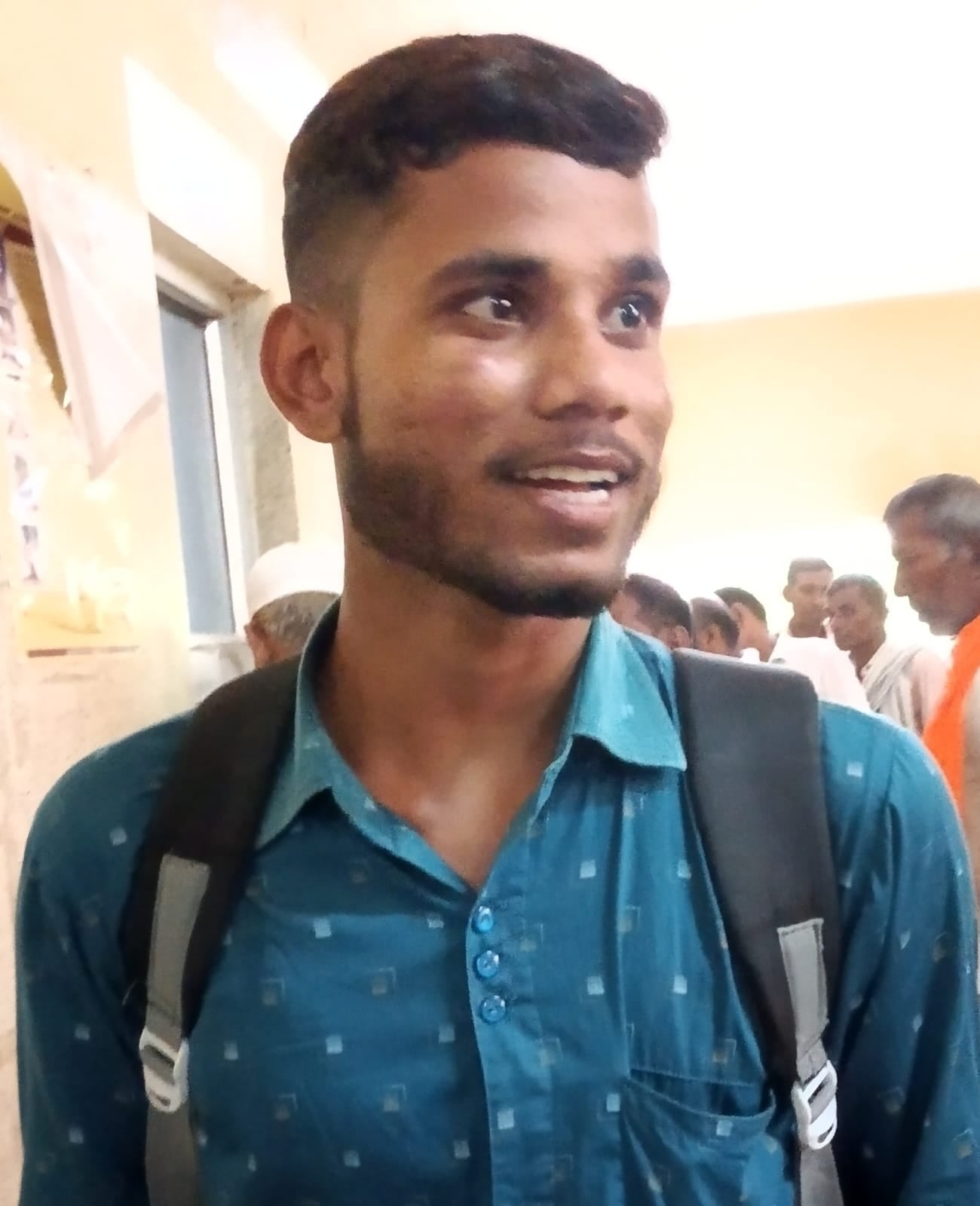 जिला अस्पताल में मरीजों की लगी भीड़। संवाद जिला अस्पताल में मरीजों की लगी भीड़। संवाद