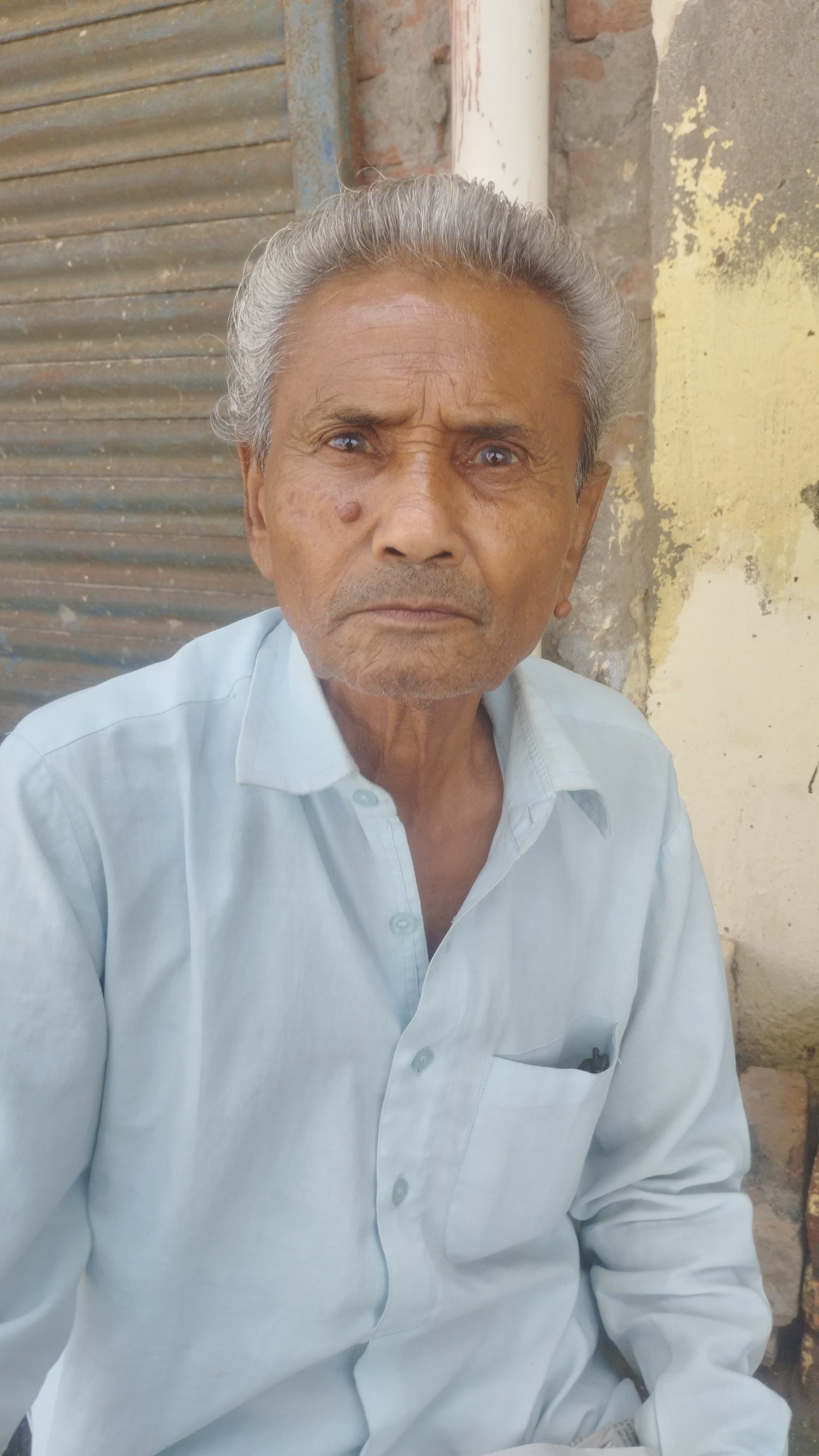 निर्माणाधीन रेलवे ओवरब्रिज