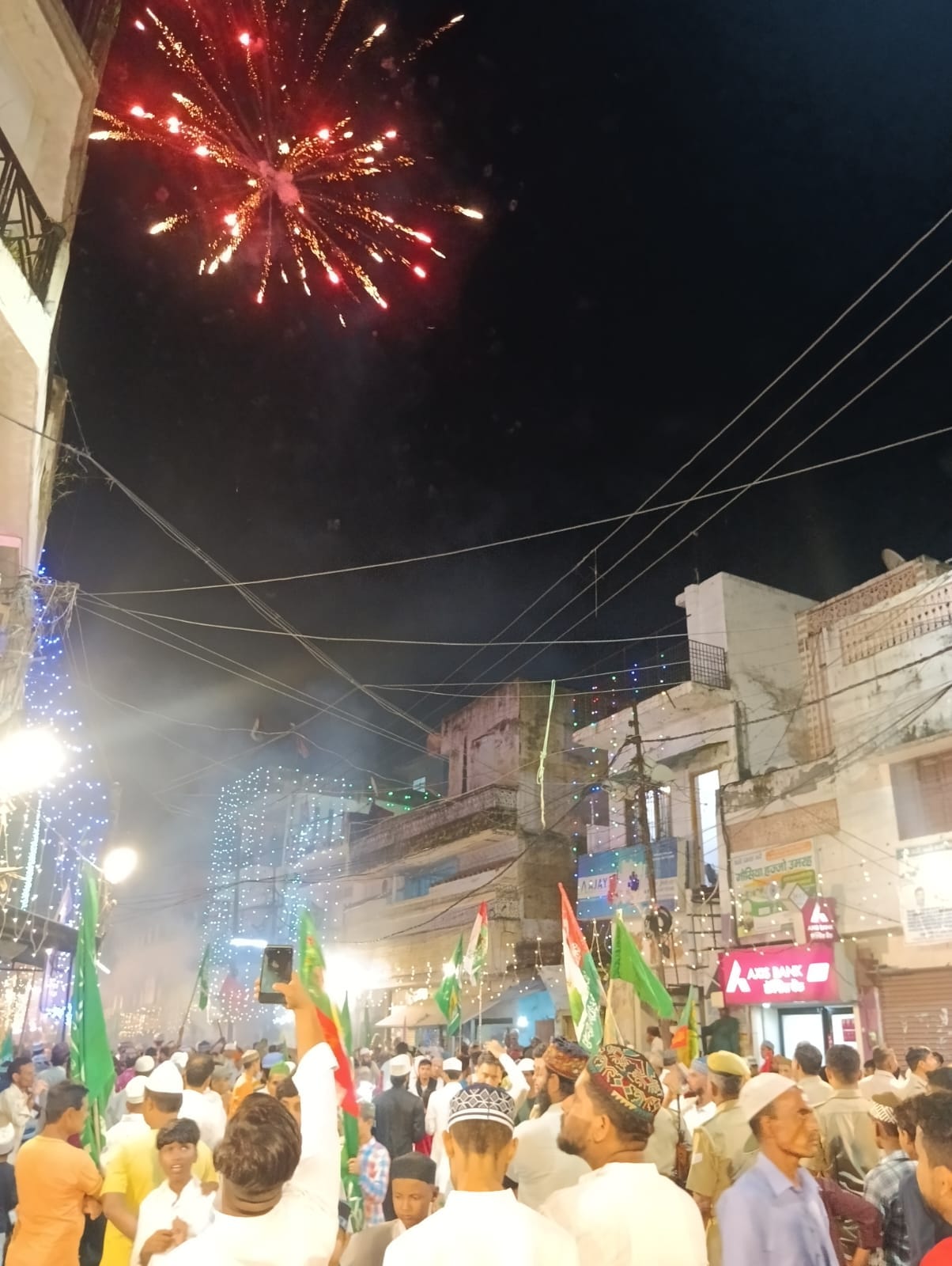 पूरनपुर में निकाला गया जुलूस ए मोहम्मदी।