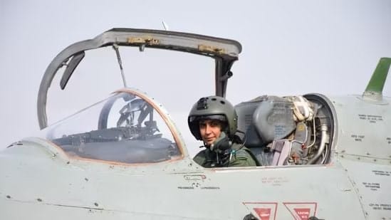 झुंझुनू की मोहना अब उड़ायेगी तेजस,