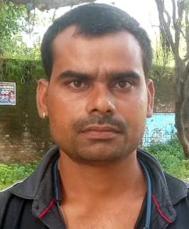 तरसौरा गांव में किसानो की डूबी झोपड़ी।    संवाद