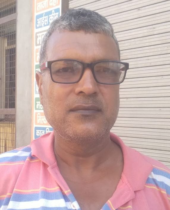 23जेएनडी17: पुरानी अनाज मंडी में भरे बारिश के पानी से गुजरती गाड़ी। संवाद 23जेएनडी17: पुरानी अनाज मंडी में भरे बारिश के पानी से गुजरती गाड़ी। संवाद