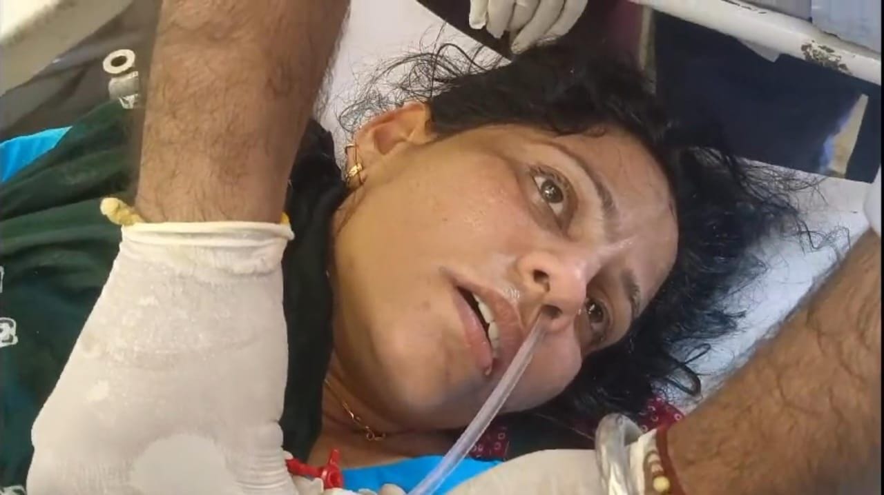 29जेएनडी22: लक्ष्मी उपचार के दौरान वीडियो में बयान देते हुए। सोशल मीडिया 29जेएनडी22: लक्ष्मी उपचार के दौरान वीडियो में बयान देते हुए। सोशल मीडिया