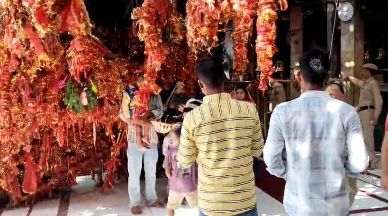 असूज नवरात्रों पर मां के दरबार को सजाने की तैयारी शुरू असूज नवरात्रों पर मां के दरबार को सजाने की तैयारी शुरू