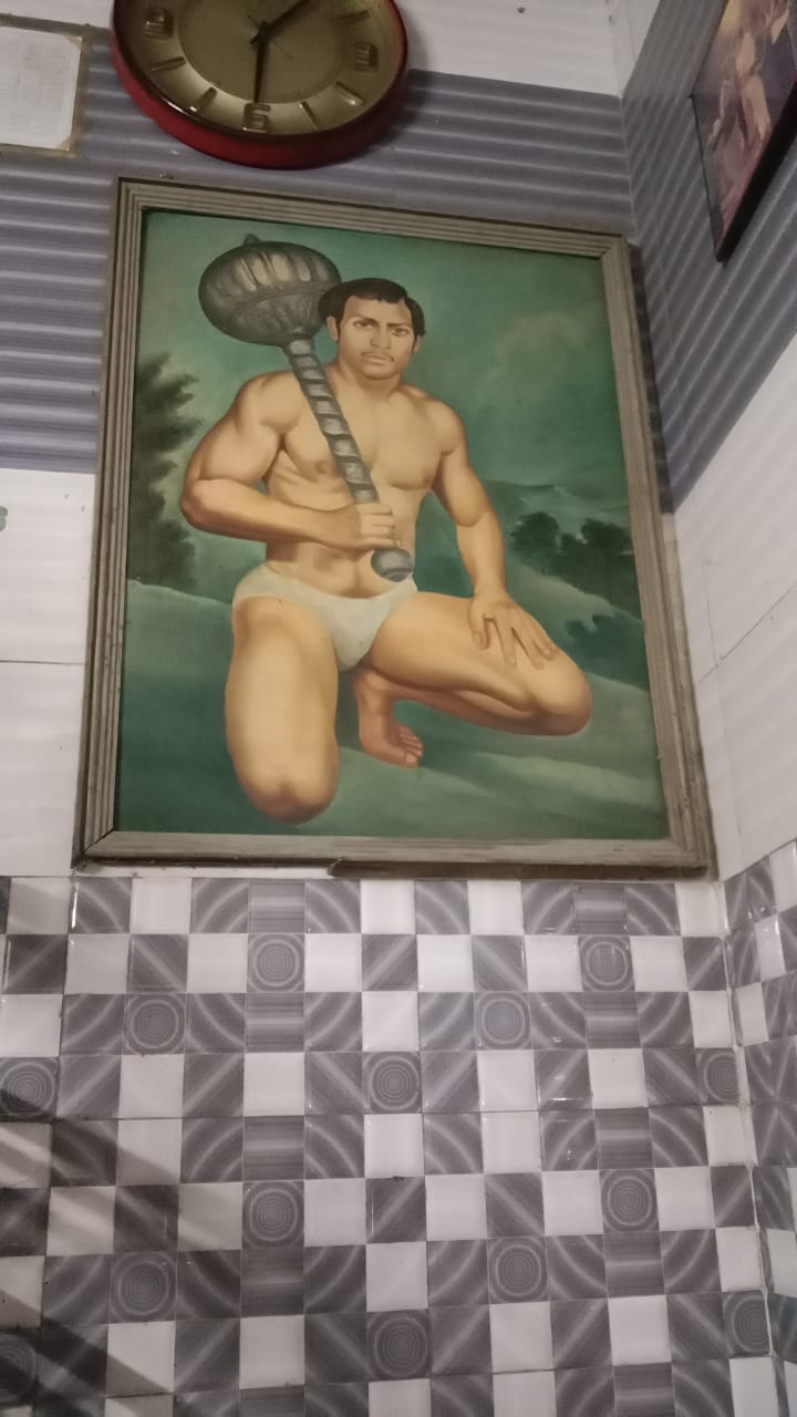 पवन कुमार यादव उर्फ बब्बू पहलवान ।