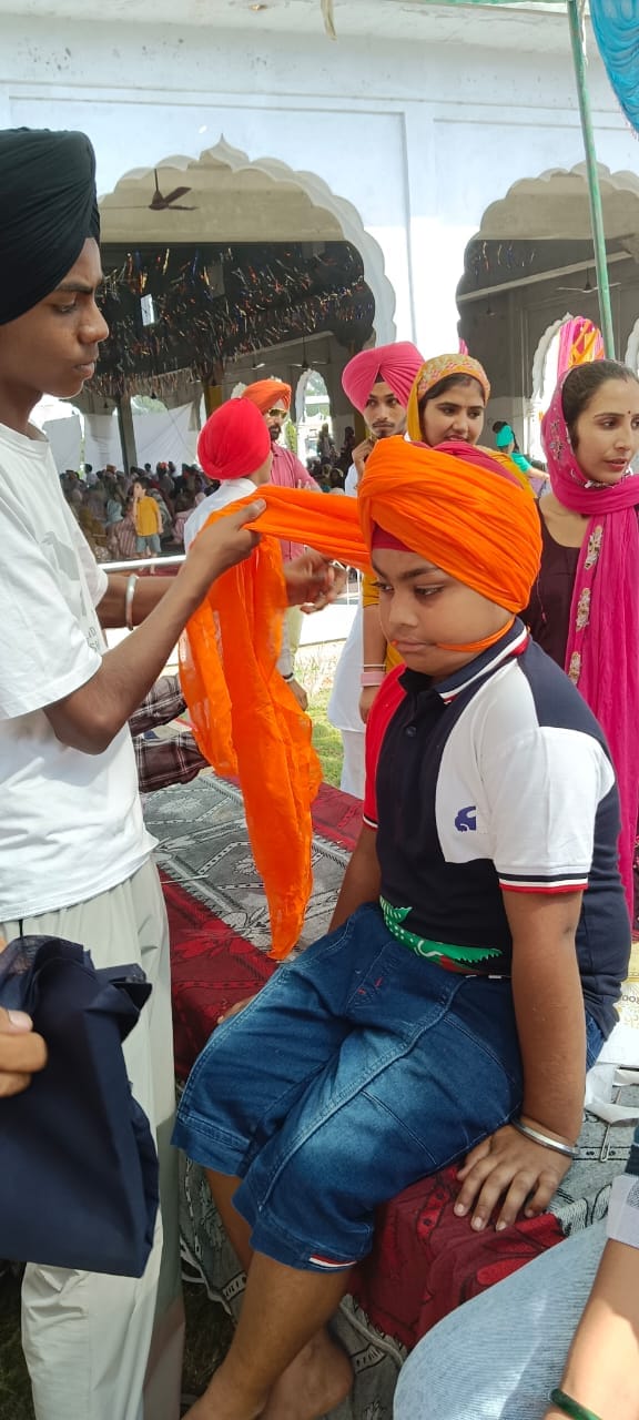 लखनौर साहिब गुरुद्वारा साहिब मेंदशहरे पर समागम में पहुंची संगत। लखनौर साहिब गुरुद्वारा साहिब मेंदशहरे पर समागम में पहुंची संगत।