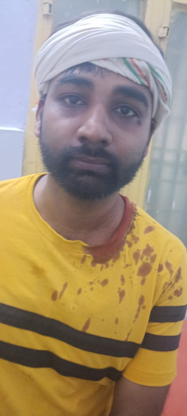 बीसलपुर सीएचसी में भर्ती घायल ललित।संवाद बीसलपुर सीएचसी में भर्ती घायल ललित।संवाद