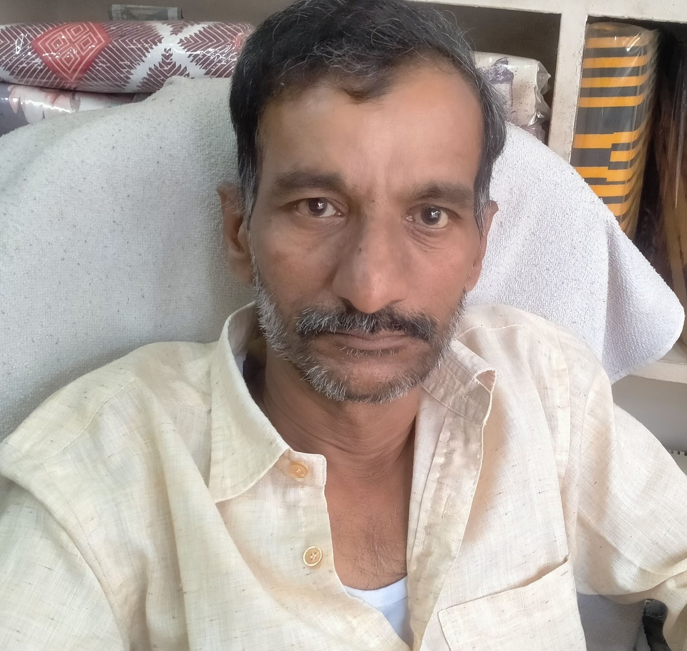 फोटो संख्या:51- शंकर मार्केट महेंद्रगढ़ में लगा जाम--संवाद