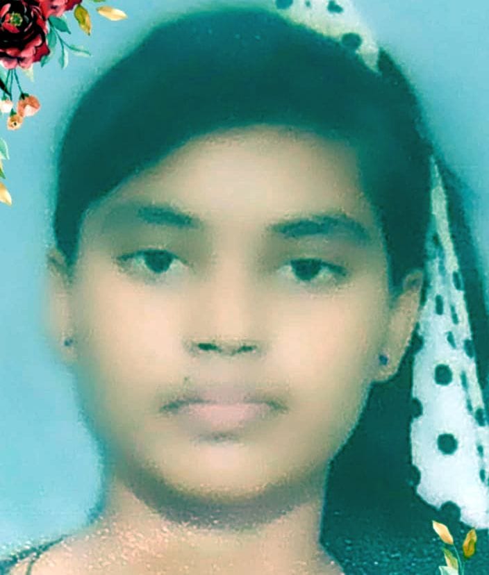 महमदपुर गांव के समीप मार्ग हादसे में जीजा-साली की मौत पर रोते बिलखते परिजन। संवाद महमदपुर गांव के समीप मार्ग हादसे में जीजा-साली की मौत पर रोते बिलखते परिजन। संवाद