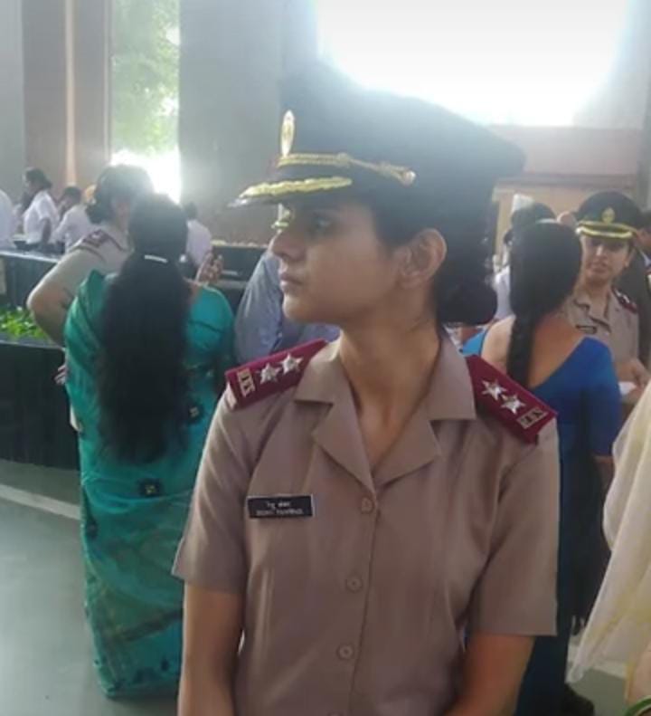 कैप्टन रेणु टवर का राजकीय सामान के साथ हुआ अंतिम संस्कार,