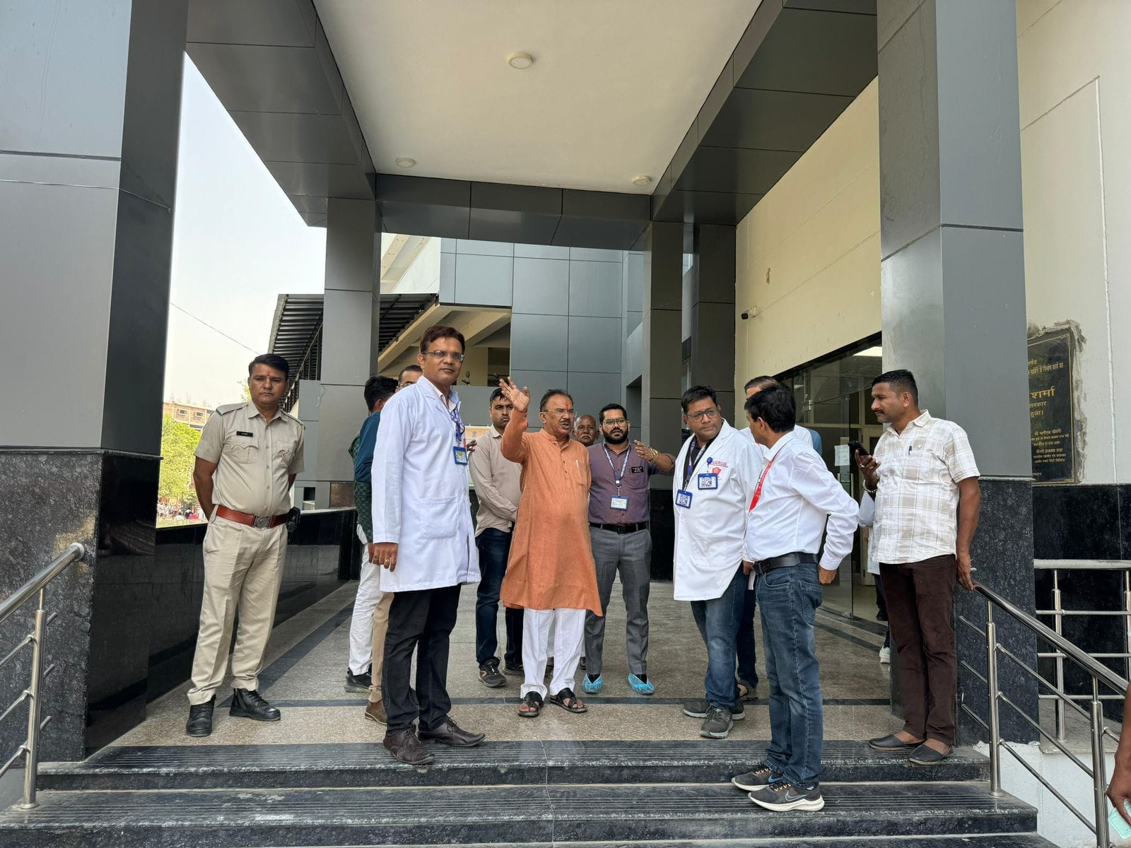 विधानसभा अध्यक्ष ने किया अस्पताल का आकस्मिक निरीक्षण
