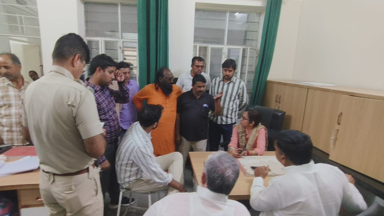 फतेहपुर शेखावाटी में सफाई के दौरान सीवरेज में दम घुटने से तीन मजदूरों की हुई मौत