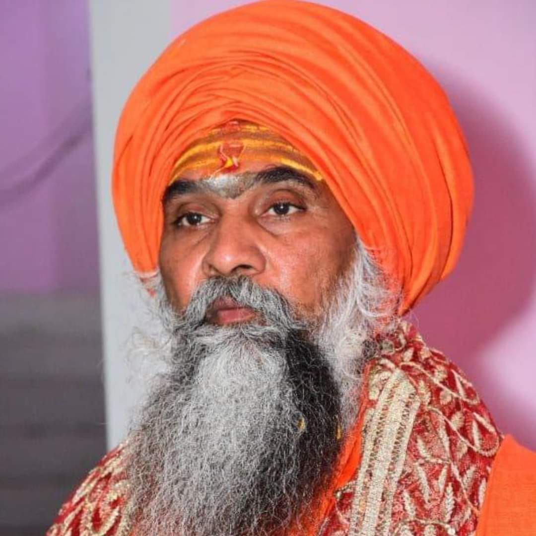 मुख्यमंत्री के निर्णय की साधु-संतों ने की सराहना, स्थायी आश्रम निर्माण पर कहा - यह निर्णय विकास मुख्यमंत्री के निर्णय की साधु-संतों ने की सराहना, स्थायी आश्रम निर्माण पर कहा - यह निर्णय विकास