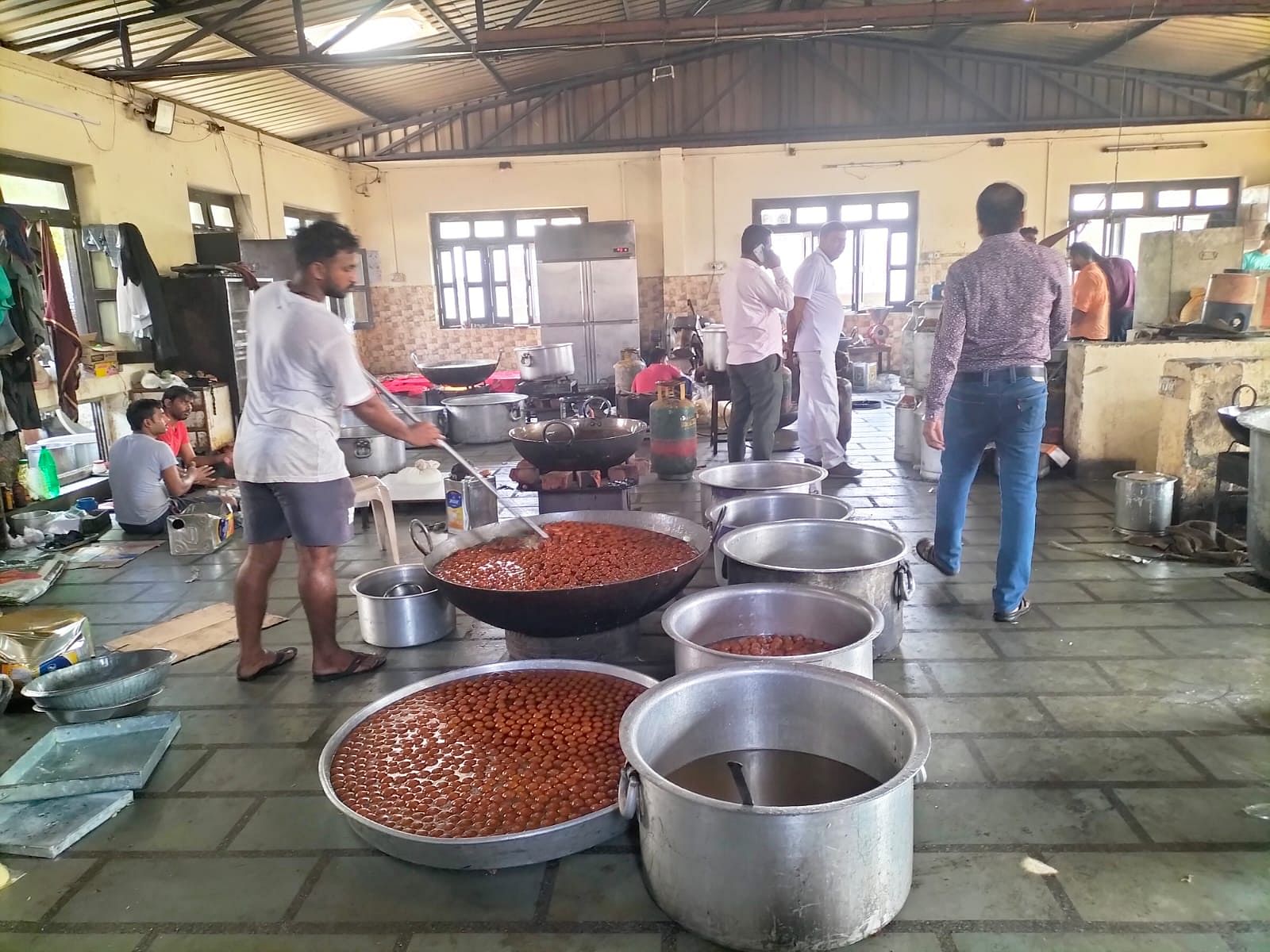 फूड सेफ्टी टीम की नसीराबाद मे कार्यवाही