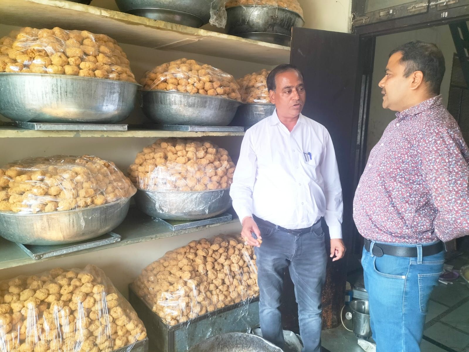 फूड सेफ्टी टीम की नसीराबाद मे कार्यवाही