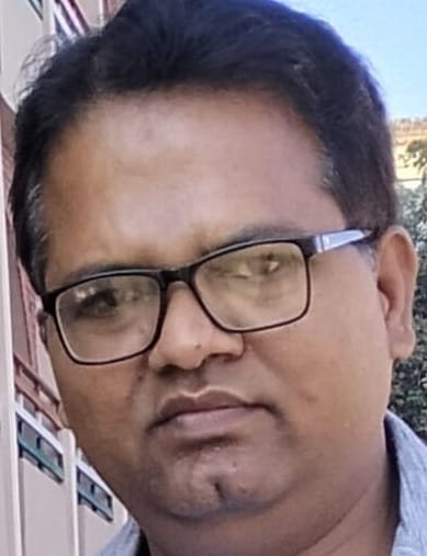 कुरुक्षेत्र। ऑटोवीर ऑटोमोबाइल एजेंसी पर वाहन खरीदने के लिए पहुंचे ग्राहक। संवाद कुरुक्षेत्र। ऑटोवीर ऑटोमोबाइल एजेंसी पर वाहन खरीदने के लिए पहुंचे ग्राहक। संवाद