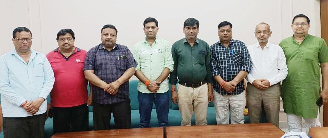 27जेएनडी06- अखिल भारतीय अग्रवाल समाज की बैठक में मौजूद पदाधिकारी। स्रोत संस्था 27जेएनडी06- अखिल भारतीय अग्रवाल समाज की बैठक में मौजूद पदाधिकारी। स्रोत संस्था