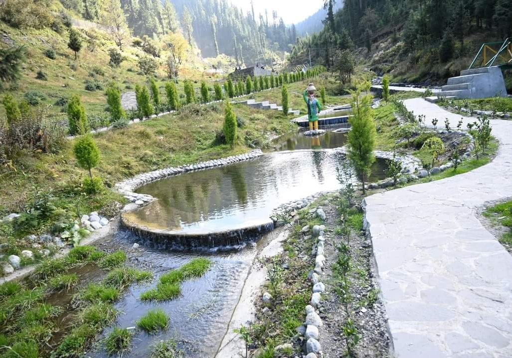 गाड़ागुशैन के तहत आते अलवाह गांव में स्थानीय युवा द्वारा तैयार किया गया डुप्लेक्स हट। संवाद गाड़ागुशैन के तहत आते अलवाह गांव में स्थानीय युवा द्वारा तैयार किया गया डुप्लेक्स हट। संवाद