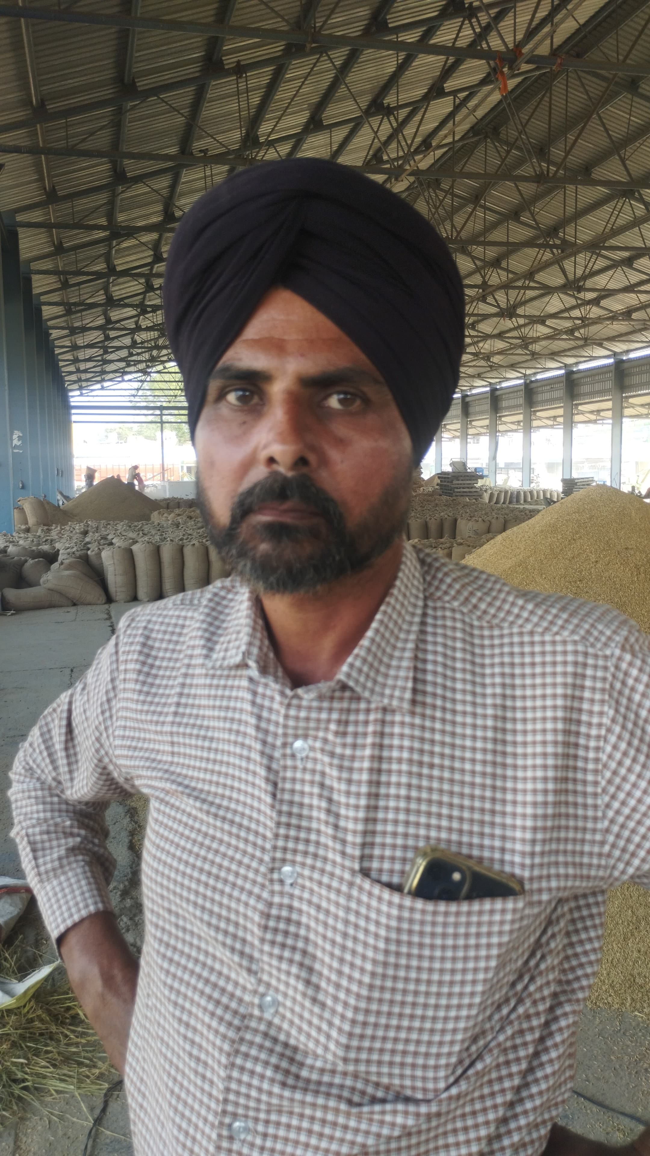 बलाना के रहने वाले किसान सुखबीर