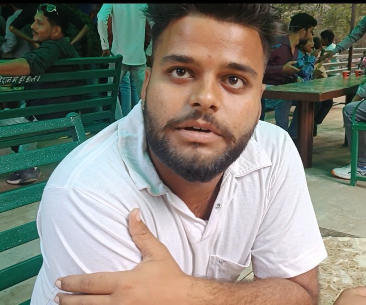 पीलीभीत टाइगर रिजर्व के मुस्तफाबाद गेस्ट हाउस पर हवन पूजन करते डीएम व जनप्रतिनिधि। संवाद पीलीभीत टाइगर रिजर्व के मुस्तफाबाद गेस्ट हाउस पर हवन पूजन करते डीएम व जनप्रतिनिधि। संवाद