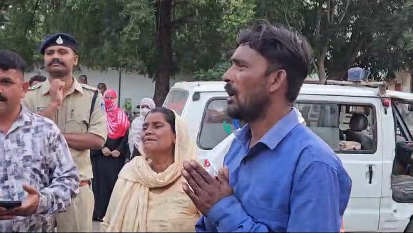 जमीन विवाद में हुई महिला की मौत मामले में जानकारी देते एएसपी महेंद्र तारनेकर