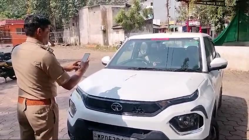 भीकनगांव सीएमओ पर अज्ञात नकाबपोश बदमाश ने किया हमला