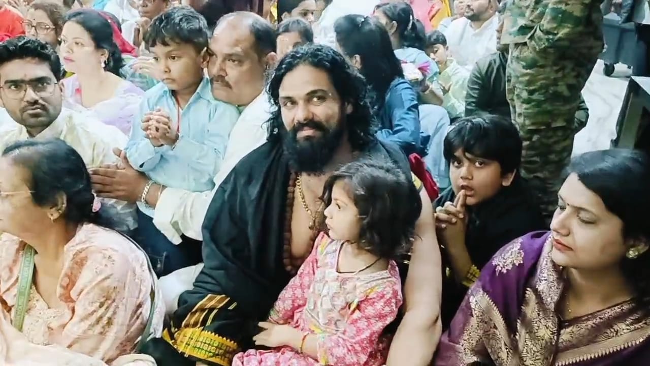 जय श्री कृष्णा के कंस और महाभारत के दुर्योधन पहुंचे बाबा महाकाल के दरबार जय श्री कृष्णा के कंस और महाभारत के दुर्योधन पहुंचे बाबा महाकाल के दरबार