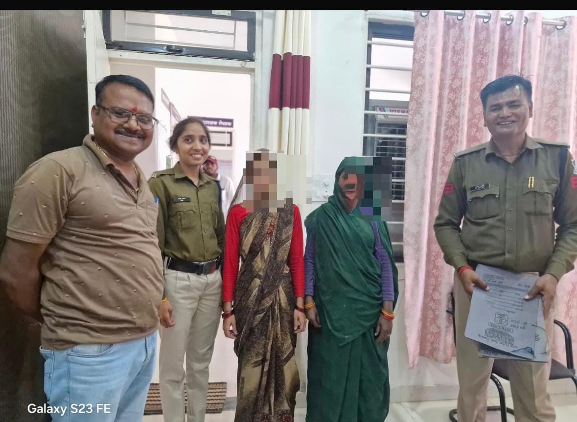 दस्तयाब बालिकाएं दस्तयाब बालिकाएं