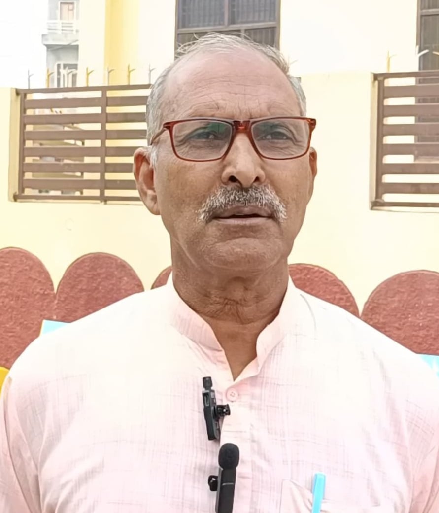 11जेएनडी33: वार्ड नंबर 10 में ब्राह्मण चौपाल के पास बंद नाली, नजर आ रही गंदगी। संवाद 11जेएनडी33: वार्ड नंबर 10 में ब्राह्मण चौपाल के पास बंद नाली, नजर आ रही गंदगी। संवाद
