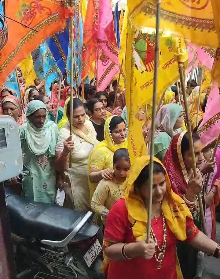 झज्जर। शहर में निकाली गई शोभा यात्रा। स्त्रोत- आयोजक