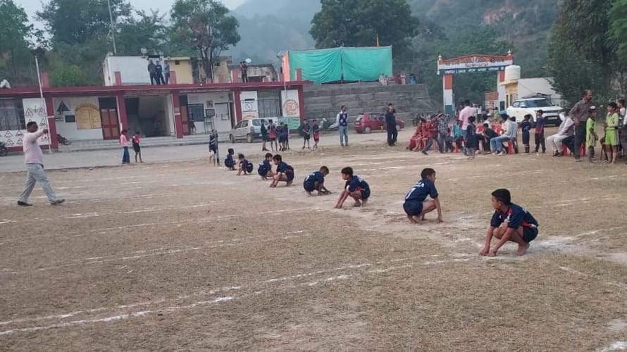 बिलासपुर की पाठशाला दुलहेत में आयोजित अंडर 12 छात्र व छात्रा की खंड स्तरीय खेलकूद प्रतियोगिता म बिलासपुर की पाठशाला दुलहेत में आयोजित अंडर 12 छात्र व छात्रा की खंड स्तरीय खेलकूद प्रतियोगिता म