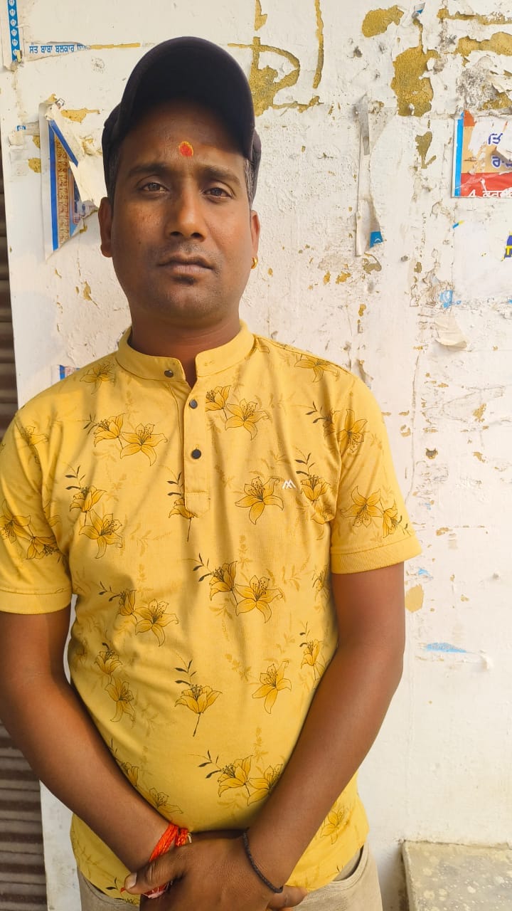 कलीनगर शाहगढ़ मार्ग पर कटा पड़ा पुल का संपर्क मार्ग। संवाद कलीनगर शाहगढ़ मार्ग पर कटा पड़ा पुल का संपर्क मार्ग। संवाद