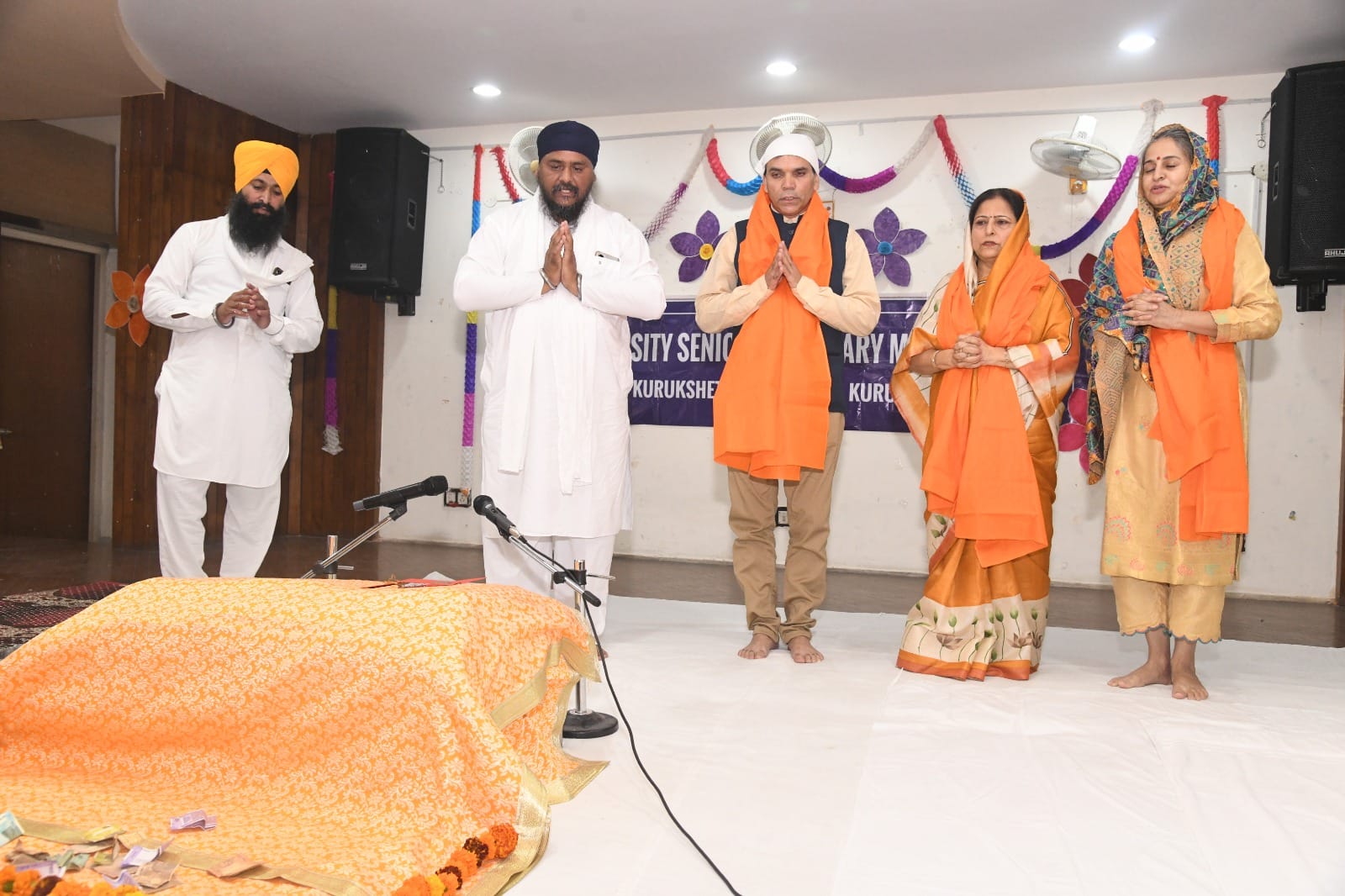 कुरुक्षेत्र। कुलपति प्रो. सोमनाथ सचदेवा एमआरसीएन रिपोर्ट की प्रस्तुति दिखाते हुए कुलपति प्रो. स कुरुक्षेत्र। कुलपति प्रो. सोमनाथ सचदेवा एमआरसीएन रिपोर्ट की प्रस्तुति दिखाते हुए कुलपति प्रो. स