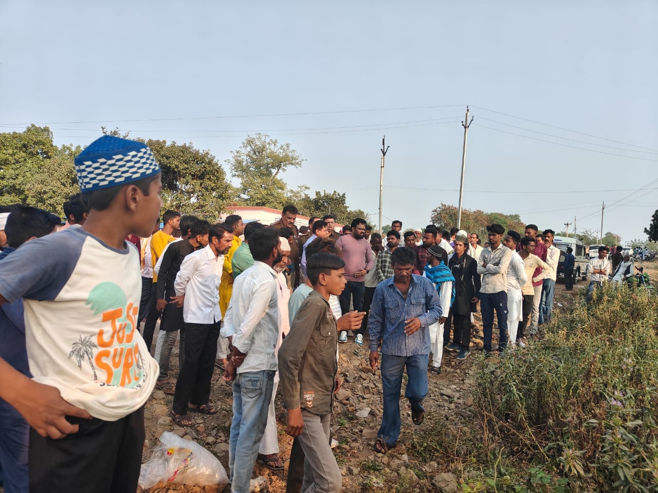 स्कूल में कब्रिस्तान