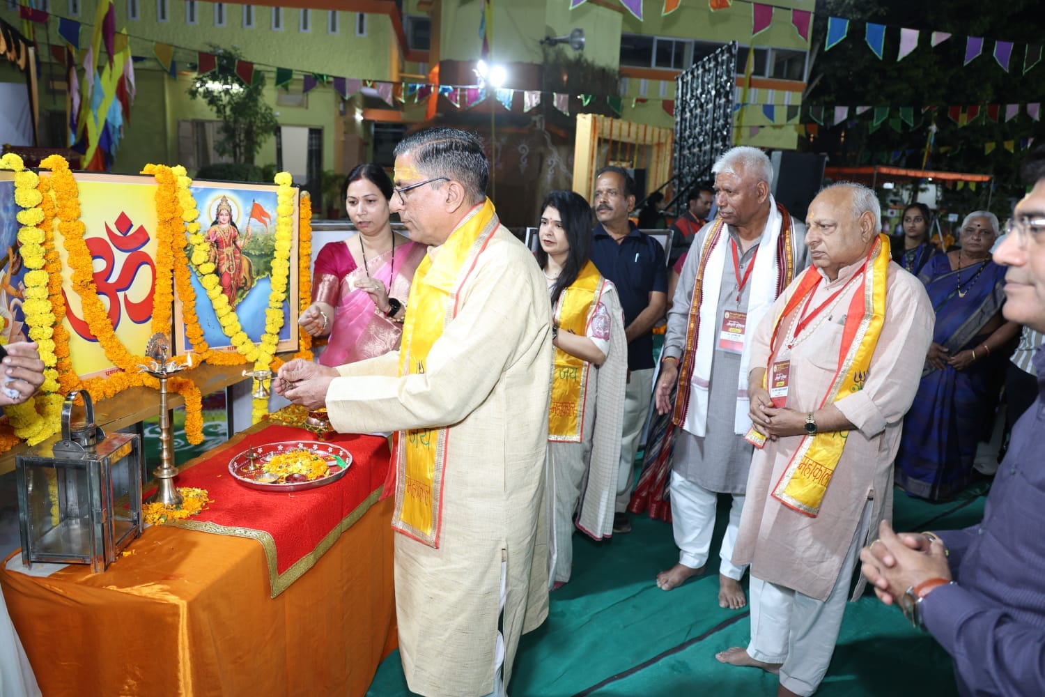 मालवा एवं एमपी की संस्कृति के साक्षात दर्शन करा रहे 11 क्षेत्रो 46 प्रान्तों के 400 भैया-बहन