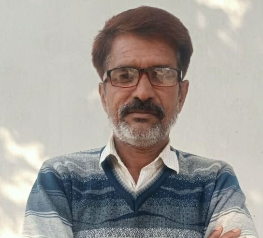 दंदौल पुल के पास टूटी पड़ी पुलिया।संवाद दंदौल पुल के पास टूटी पड़ी पुलिया।संवाद