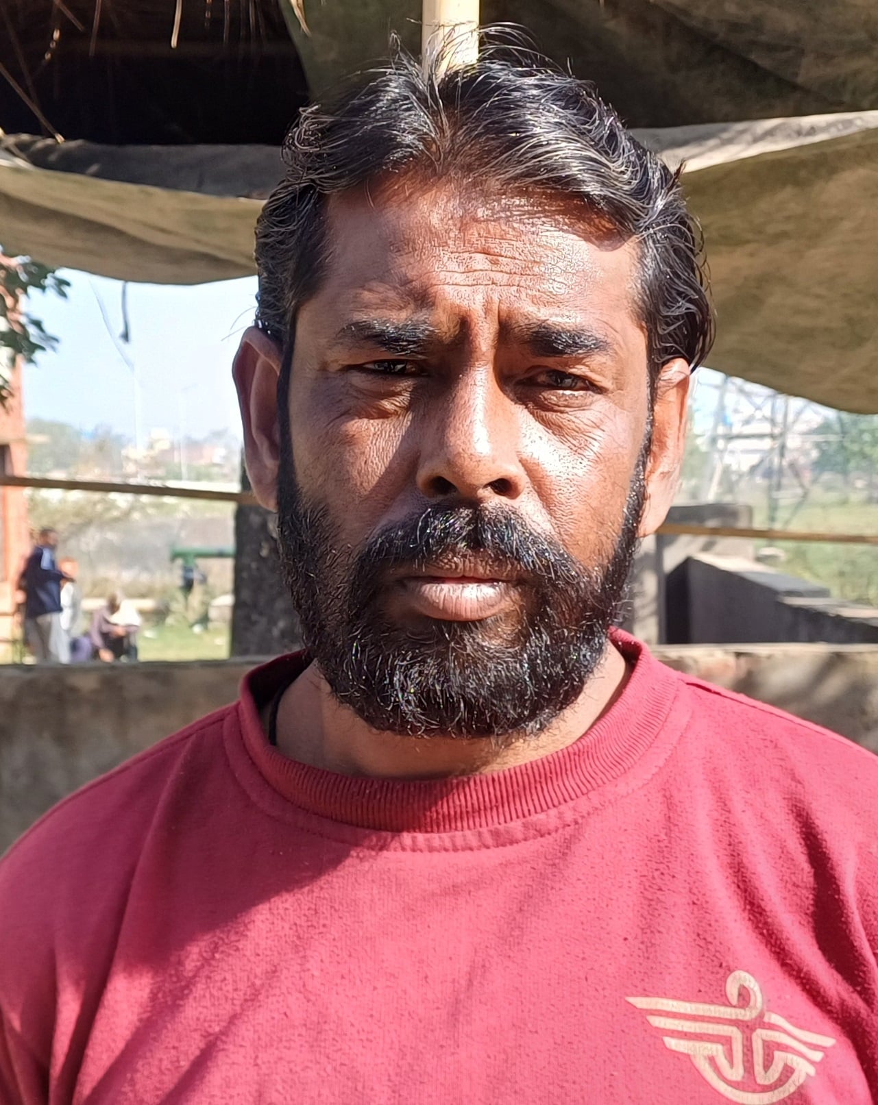अंबाला छावनी की मूढ़ा मंडी स्थित गंदगी से अटा नाला। संवाद अंबाला छावनी की मूढ़ा मंडी स्थित गंदगी से अटा नाला। संवाद