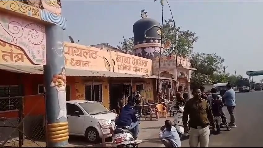 रोजाना दर्शन करने जाती थी आश्रम, रेकी की और दोस्तों के साथ मिलकर चुरा लिया लाखों का सामान अब चढ
