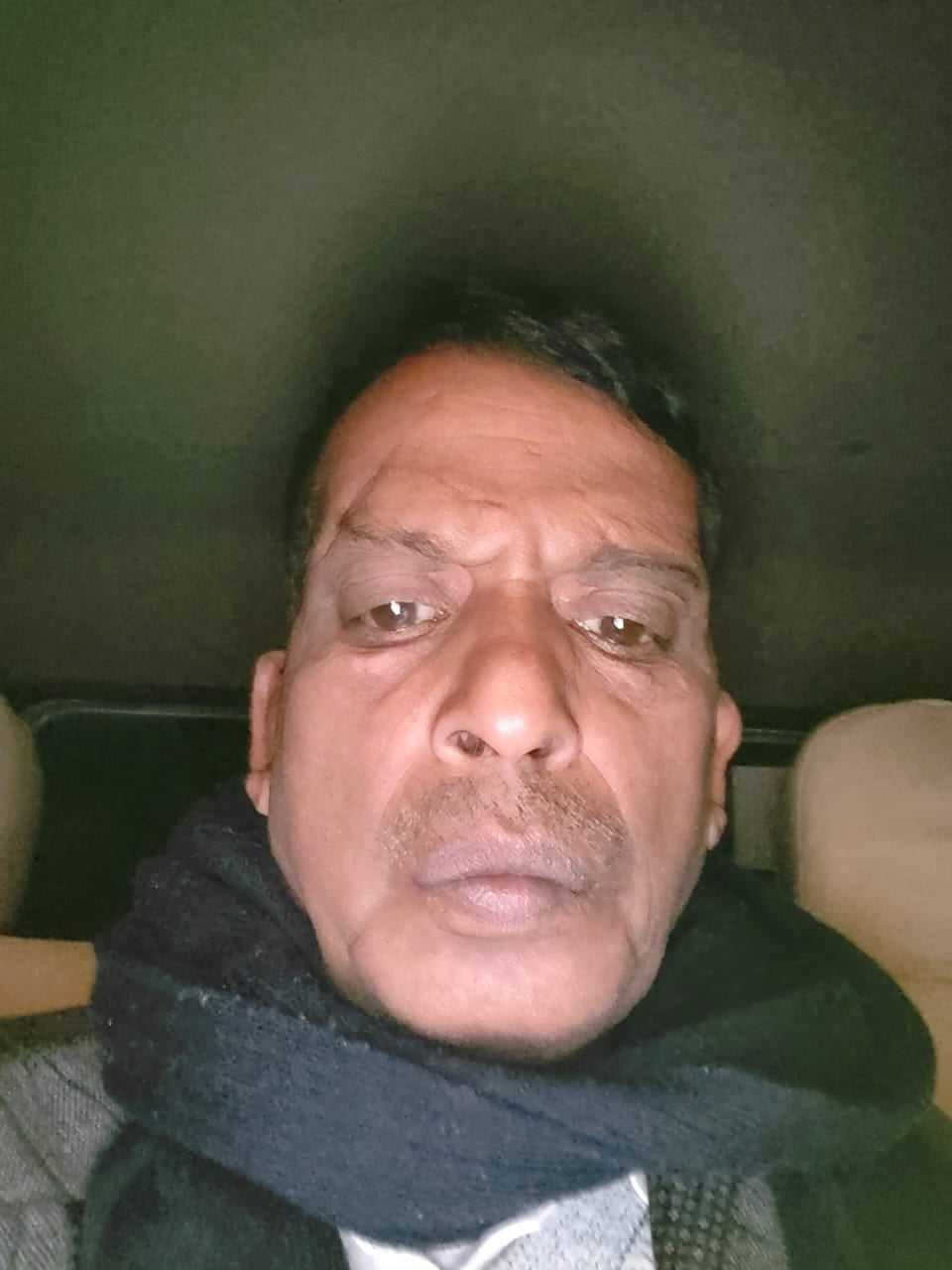 पूरनपुर क्षेत्र में शारदा नदी की सबसे चौड़ी धार पर बनाया जा रहा पैंटून पुल।स्रोत: राहगीर पूरनपुर क्षेत्र में शारदा नदी की सबसे चौड़ी धार पर बनाया जा रहा पैंटून पुल।स्रोत: राहगीर