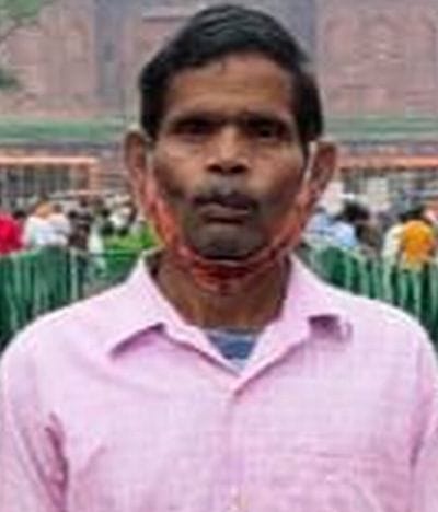 विलाप करते राजपाल के परिजन। संवाद विलाप करते राजपाल के परिजन। संवाद