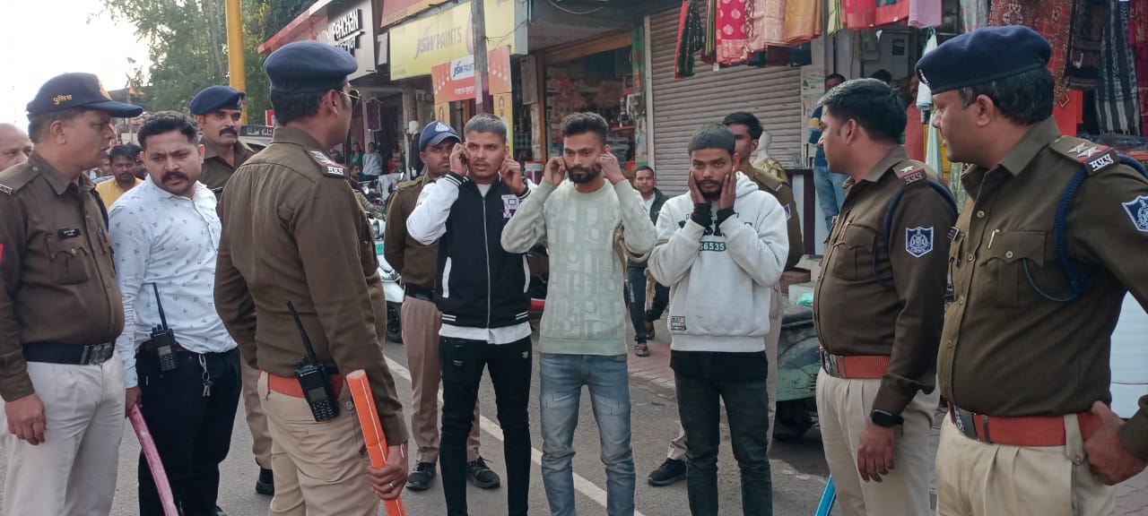 जुलूस जुलूस