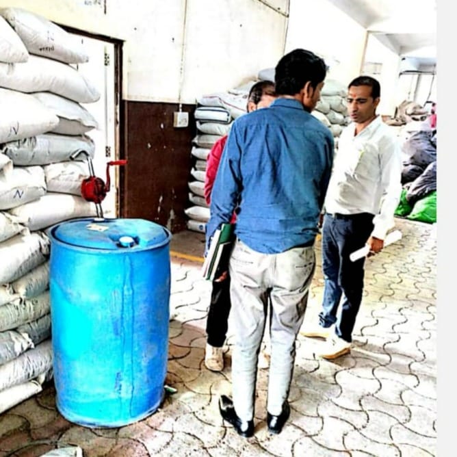 कार्रवाई के लिए पहुंची बोर्ड की टीम। स्रोत : विभाग कार्रवाई के लिए पहुंची बोर्ड की टीम। स्रोत : विभाग