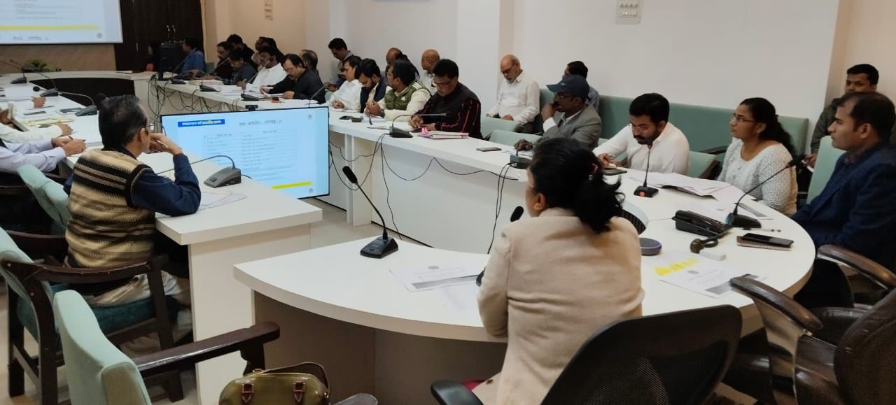 जनकल्याण अभियान को लेकर हरदा कलेक्टर ने ली बैठक