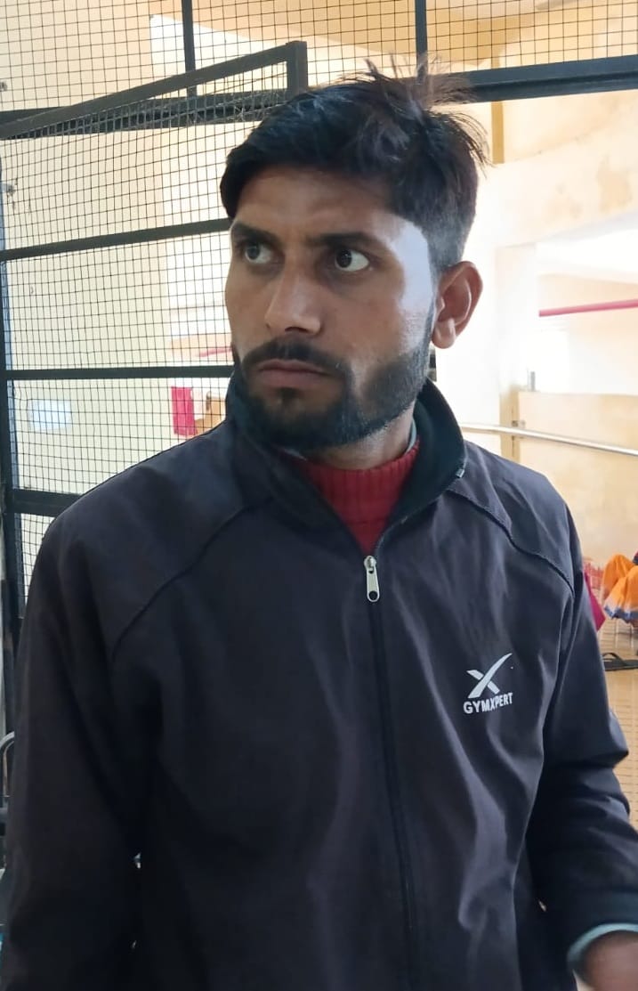 धनीराम। धनीराम।
