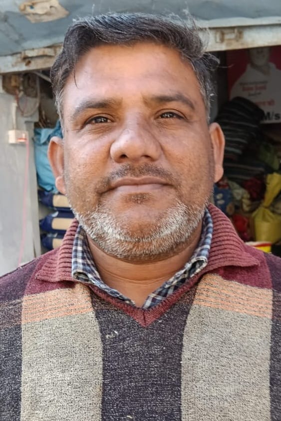 पीलीभीत के कोतवाली मार्ग पर टूटी पानी की पाइप लाइन को सही करने का शुरू हुआ कार्य।संवाद पीलीभीत के कोतवाली मार्ग पर टूटी पानी की पाइप लाइन को सही करने का शुरू हुआ कार्य।संवाद