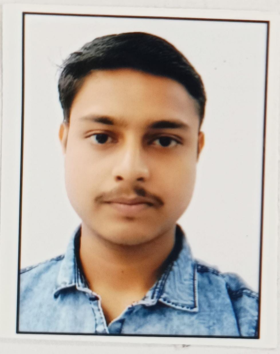 अनमोल। स्रोत: स्वयं अनमोल। स्रोत: स्वयं