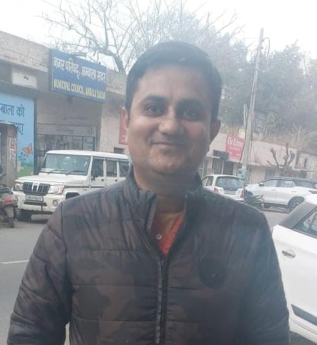 अंबाला-जगाधरी हाईवे पर लगी ट्रैफिक लाइटों की गिनती ़171 तक पहुंची: संवाद अंबाला-जगाधरी हाईवे पर लगी ट्रैफिक लाइटों की गिनती ़171 तक पहुंची: संवाद